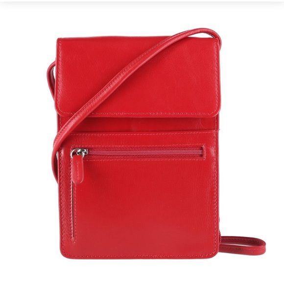 ili Handbags - HP♥️ {ili} Cross Body Travel Folio NWOT